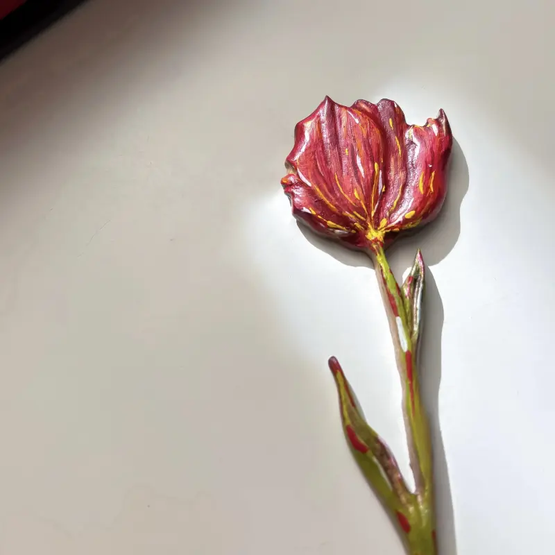 بوکمارک دست ساز چوبی گل لاله - تصویر اول بوکمارک دست ساز چوبی گل لاله - تصویر اول